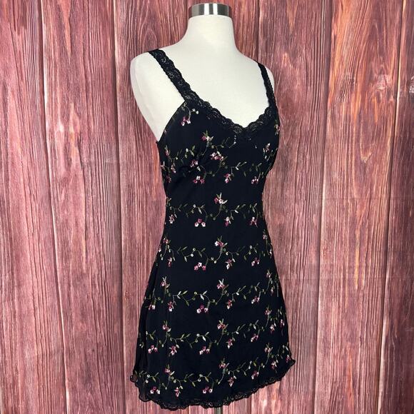 VTG Y2K Love Soup Womens Lace Babydoll Dress Floral Embroidered Size Medium M - Picture 7 of 8